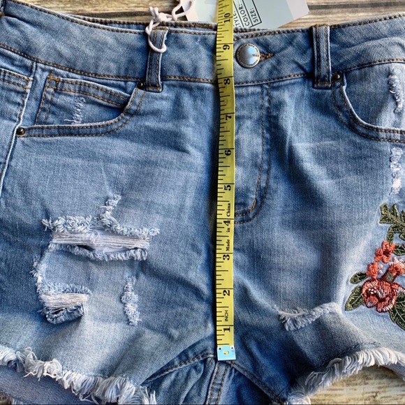 WAX jeans denim short shorts embroidered SMALL 25 - Picture 5 of 6